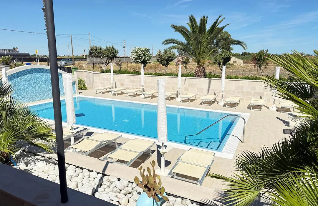 Residence Bandiera Gialla-1